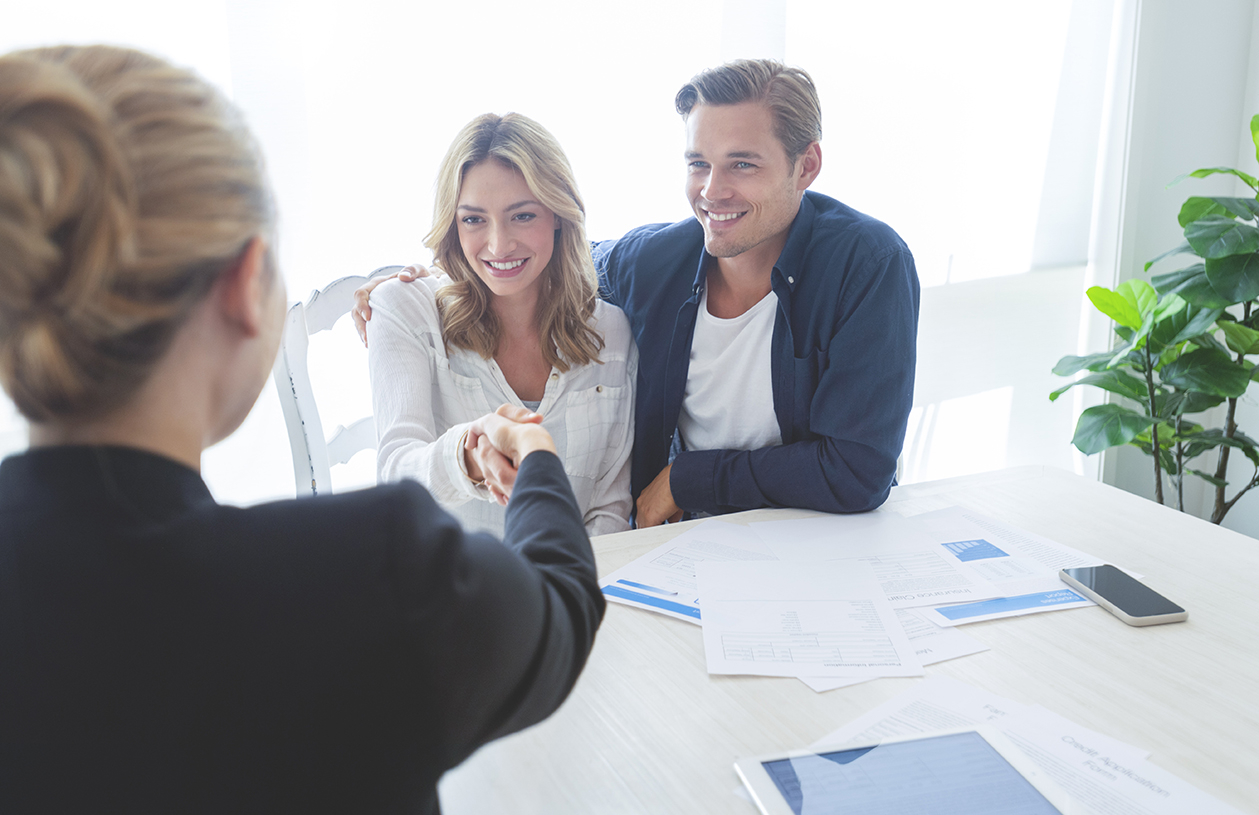 Mortgage process timeline visualization